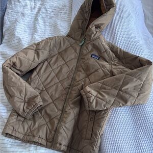 Patagonia Diamond Quilted Jacket in Tan